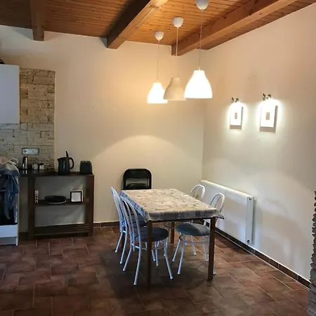 Erika Apartmanhaz *